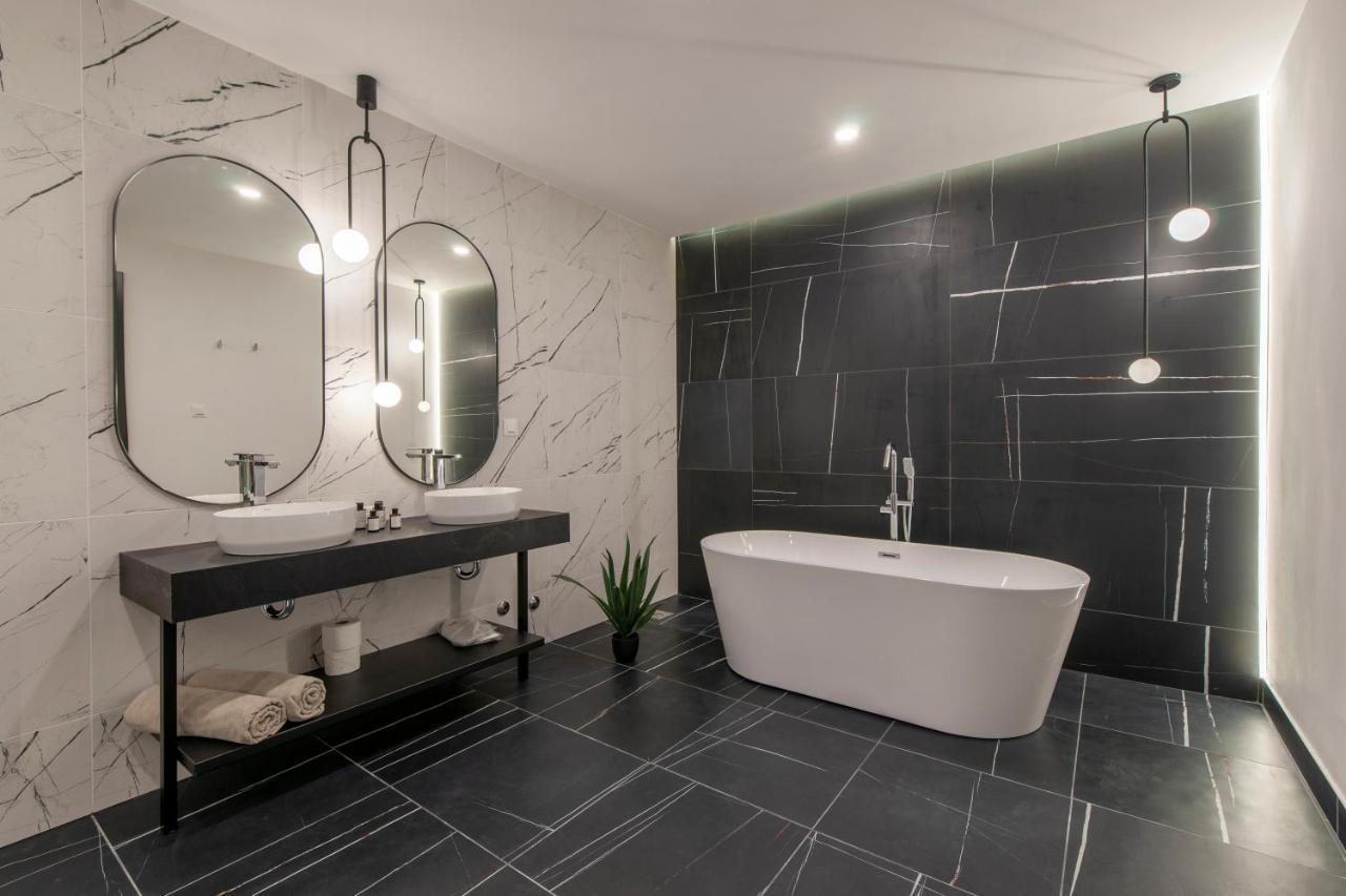 Soho Suites Бар Екстериор снимка