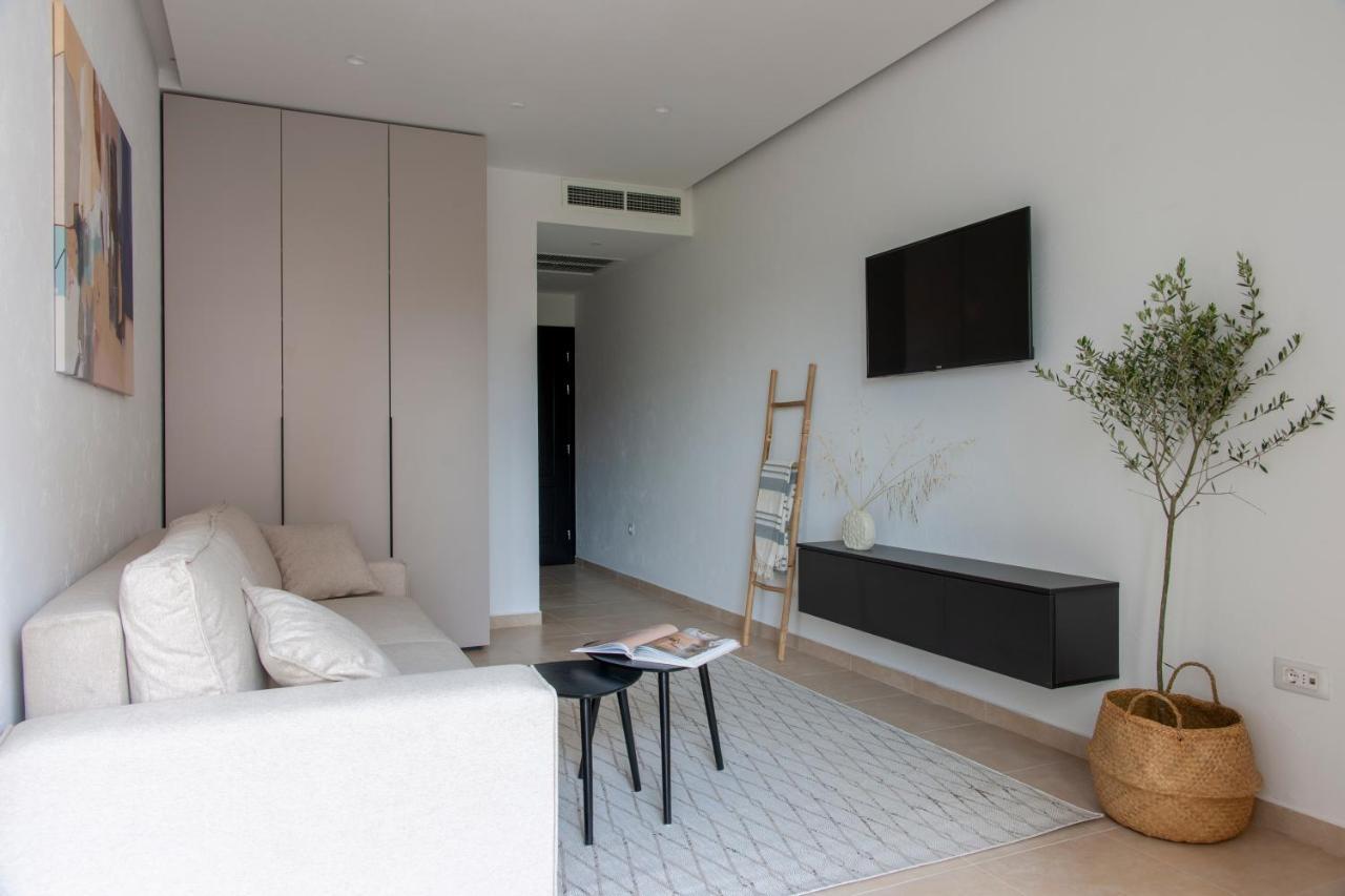Soho Suites Бар Екстериор снимка