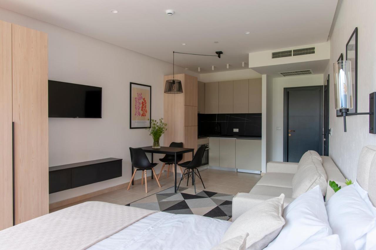 Soho Suites Бар Екстериор снимка